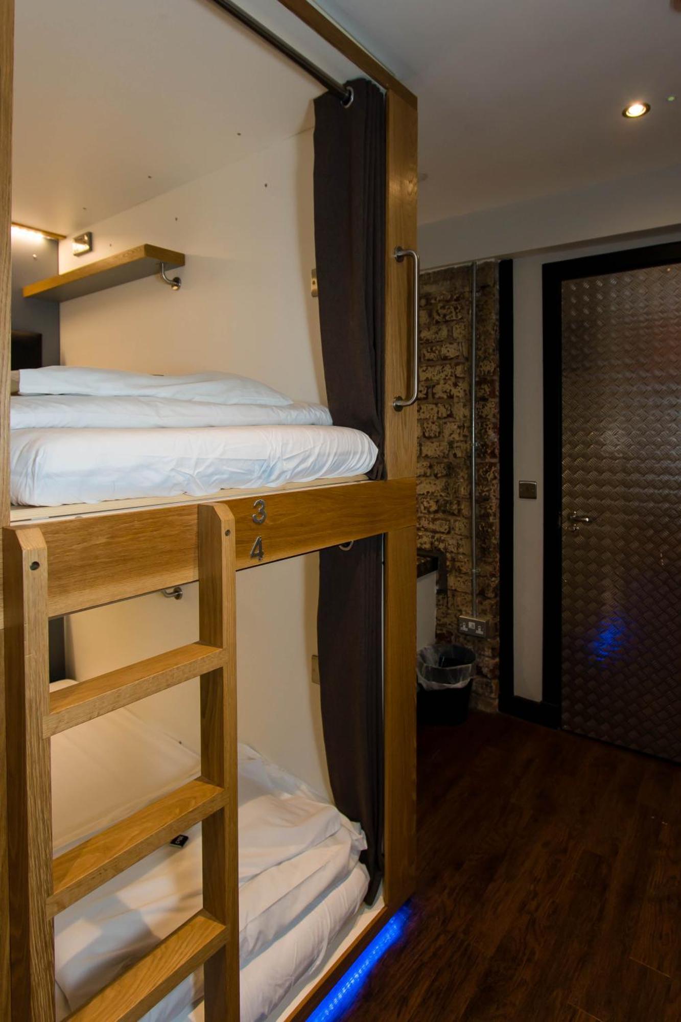 Code Pod - The Loft - Edinburgh Hostel Стая снимка
